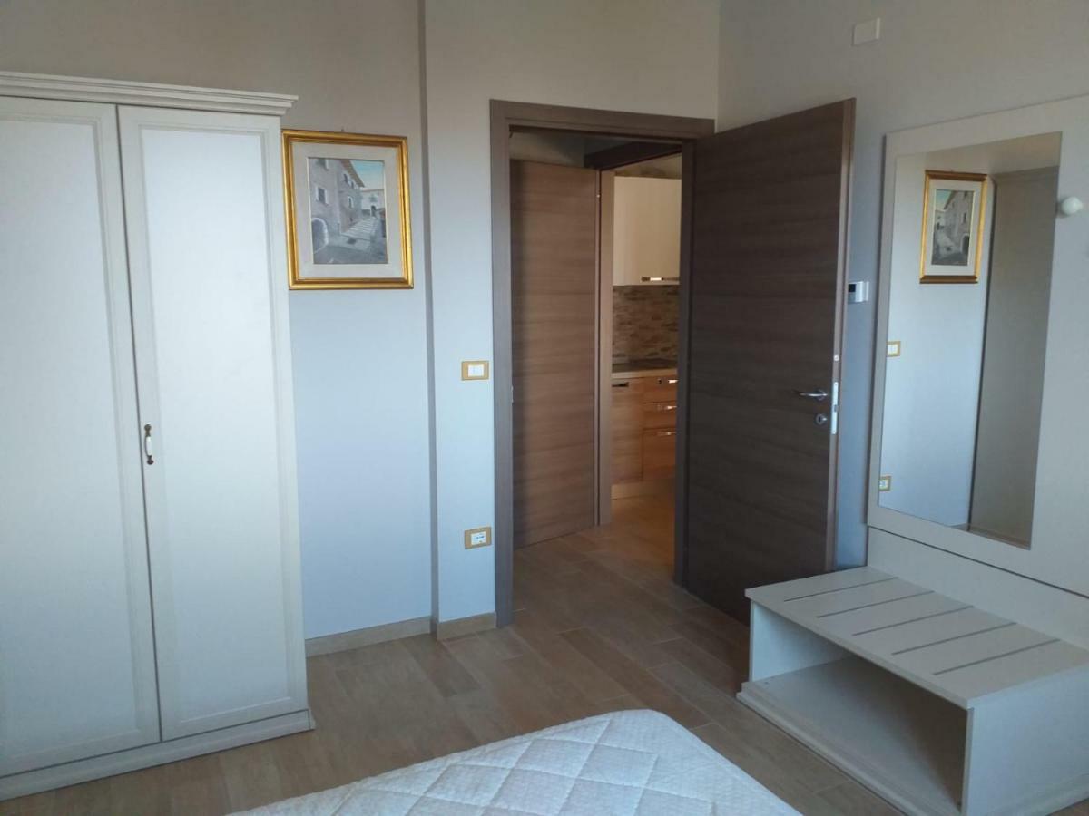 Отель La Radice Paganica Экстерьер фото